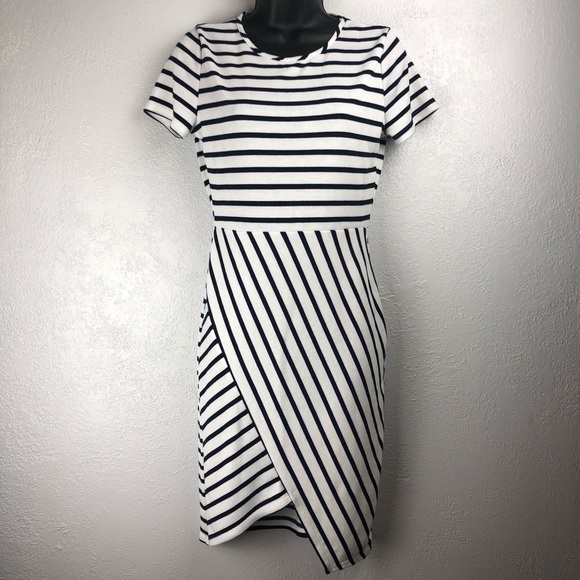 Soprano Dresses & Skirts - SOPRANO short sleeve striped navy white dr…